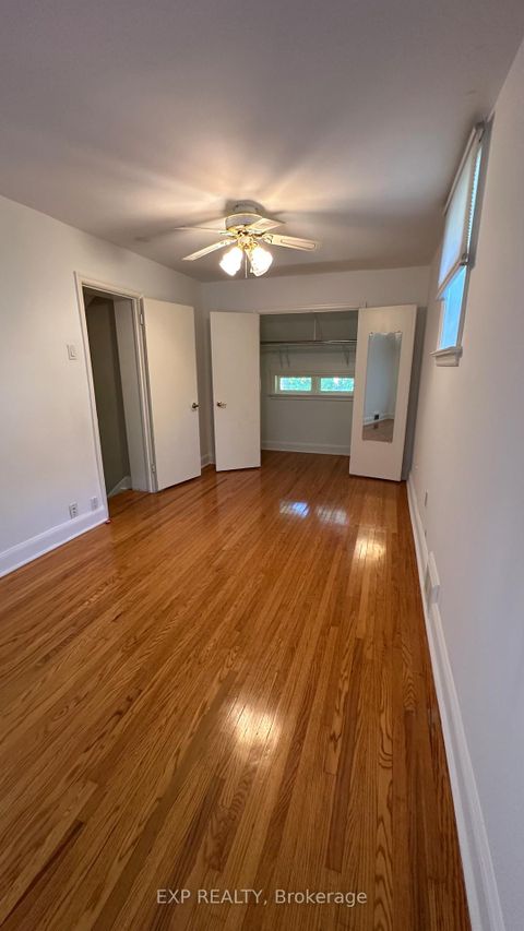 Photo 9 at 16 King Georges Drive W, Greenbrook, Toronto