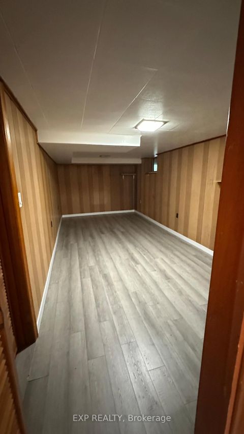 Photo 17 at 16 King Georges Drive W, Greenbrook, Toronto