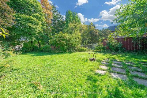 Photo 24 at 183 Maxome Avenue, Newtonbrook East, Toronto