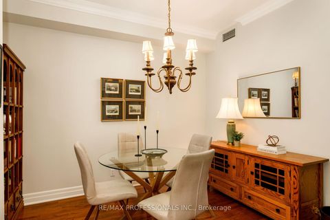 Photo 14 at 311 - 9 Burnhamthorpe Crescent, City Centre West, Toronto
