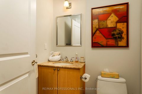 Photo 17 at 311 - 9 Burnhamthorpe Crescent, City Centre West, Toronto