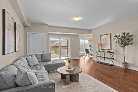 Photo 4 at 218 - 720 YONGE Street, Painswick South, Barrie Photo 4 at 218 - 720 YONGE Street, Painswick South, Barrie