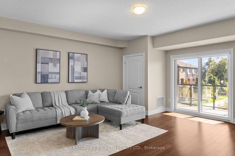 Photo 5 at 218 - 720 YONGE Street, Painswick South, Barrie Photo 5 at 218 - 720 YONGE Street, Painswick South, Barrie