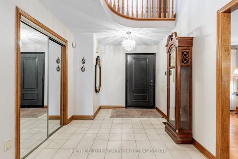 Photo 5 at 411 Forest Drive, West Woodbridge, Vaughan