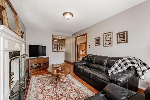 Photo 16 at 411 Forest Drive, West Woodbridge, Vaughan