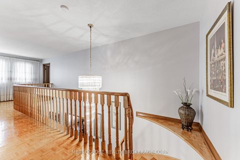 Photo 19 at 411 Forest Drive, West Woodbridge, Vaughan