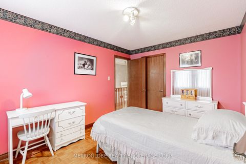 Photo 29 at 411 Forest Drive, West Woodbridge, Vaughan