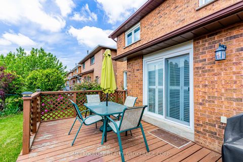 Photo 36 at 411 Forest Drive, West Woodbridge, Vaughan