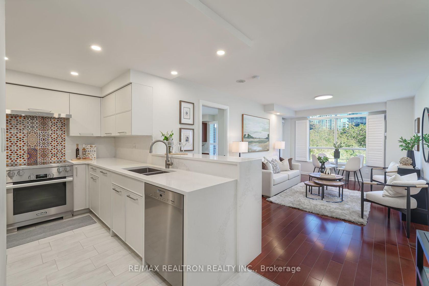 402 - 233 Beecroft Road, Willowdale West, Toronto 