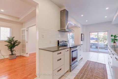 Photo 9 at 8 Ozner Crescent, Vellore Village, Vaughan