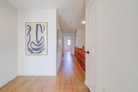 Photo 16 at 8 Ozner Crescent, Vellore Village, Vaughan