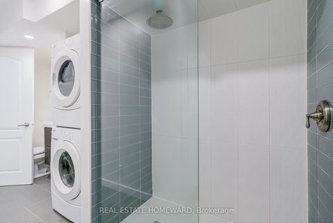 Photo 41 at 8 Ozner Crescent, Vellore Village, Vaughan