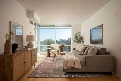 Photo 3 at 606 - 3830 Bathurst Street, Clanton Park, Toronto