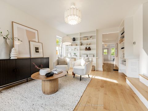 Photo 4 at 54 Pasadena Gardens, Lambton Baby Point, Toronto