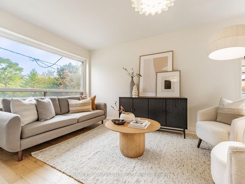Photo 6 at 54 Pasadena Gardens, Lambton Baby Point, Toronto