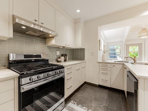 Photo 13 at 54 Pasadena Gardens, Lambton Baby Point, Toronto