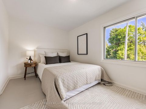 Photo 17 at 54 Pasadena Gardens, Lambton Baby Point, Toronto