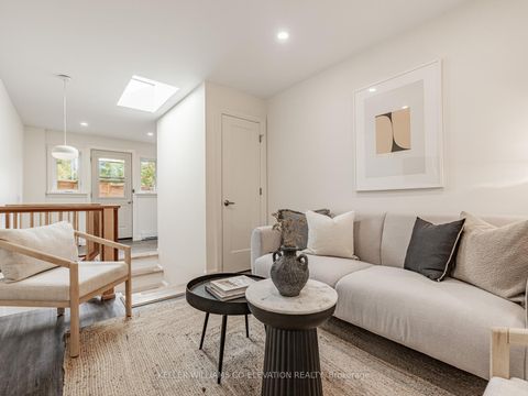 Photo 23 at 54 Pasadena Gardens, Lambton Baby Point, Toronto