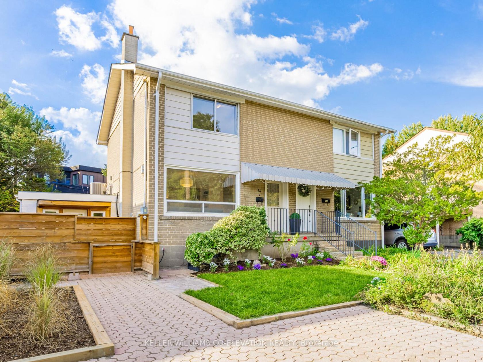 54 Pasadena Gardens, Lambton Baby Point, Toronto 