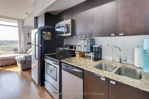 Photo 6 at 1207 - 105 The Queensway, Swansea, Toronto