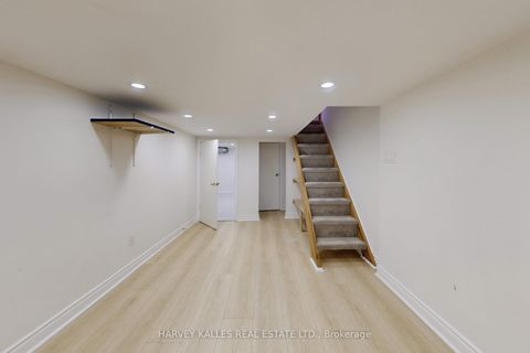Photo 34 at 114 Bowood Avenue, Lawrence Park North, Toronto
