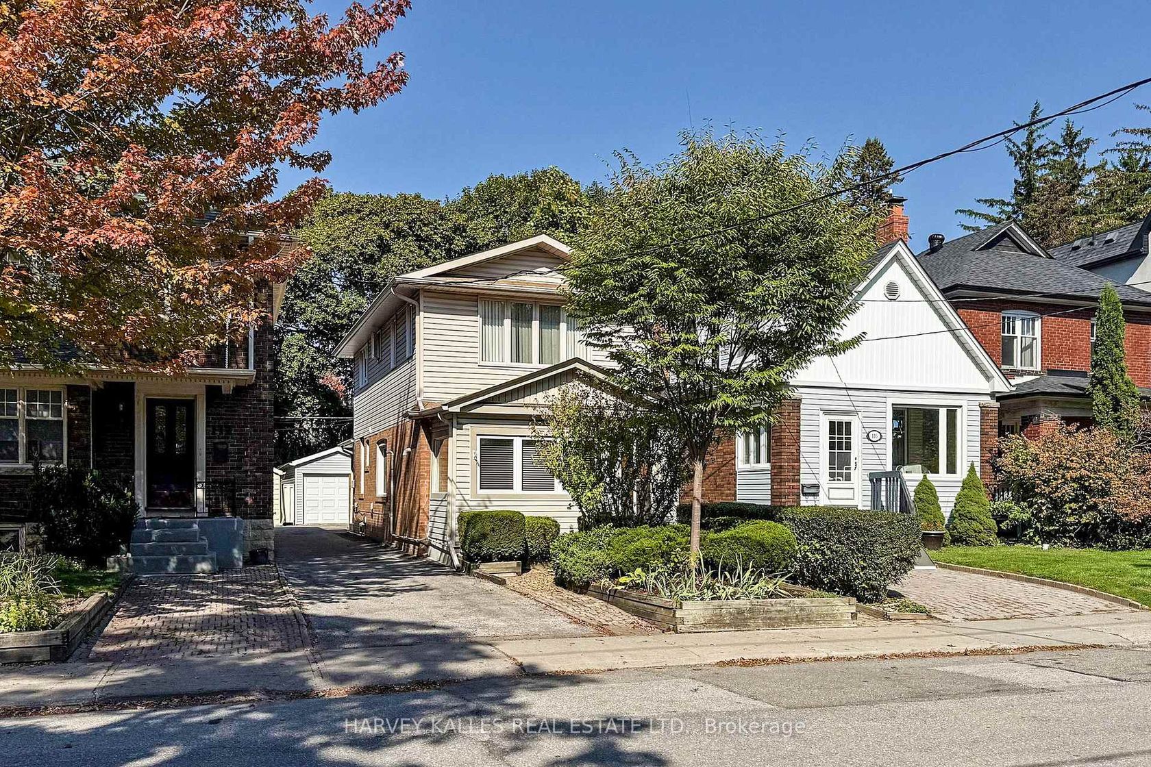 114 Bowood Avenue, Lawrence Park North, Toronto 