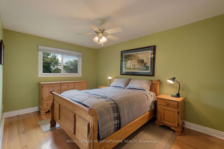 Photo 16 at 7223 Bendigo Circle, Meadowvale, Mississauga
