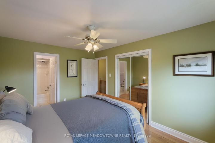 Photo 17 at 7223 Bendigo Circle, Meadowvale, Mississauga