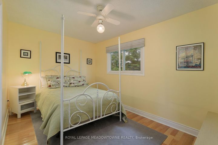 Photo 22 at 7223 Bendigo Circle, Meadowvale, Mississauga