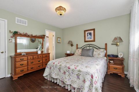 Photo 8 at 79 Sun King Crescent, Shore, Barrie Photo 8 at 79 Sun King Crescent, Shore, Barrie