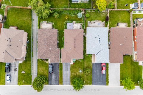 Photo 17 at 79 Sun King Crescent, Shore, Barrie