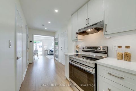 Photo 7 at 1106 Beechnut Road, CV Clearview, Oakville