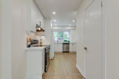 Photo 8 at 1106 Beechnut Road, CV Clearview, Oakville