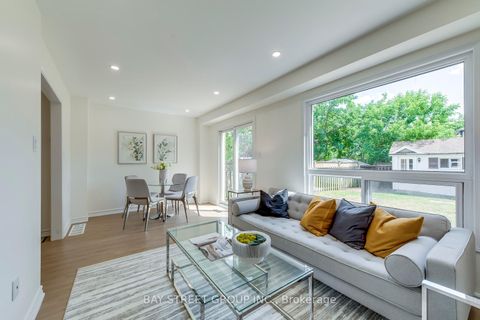 Photo 13 at 1106 Beechnut Road, CV Clearview, Oakville