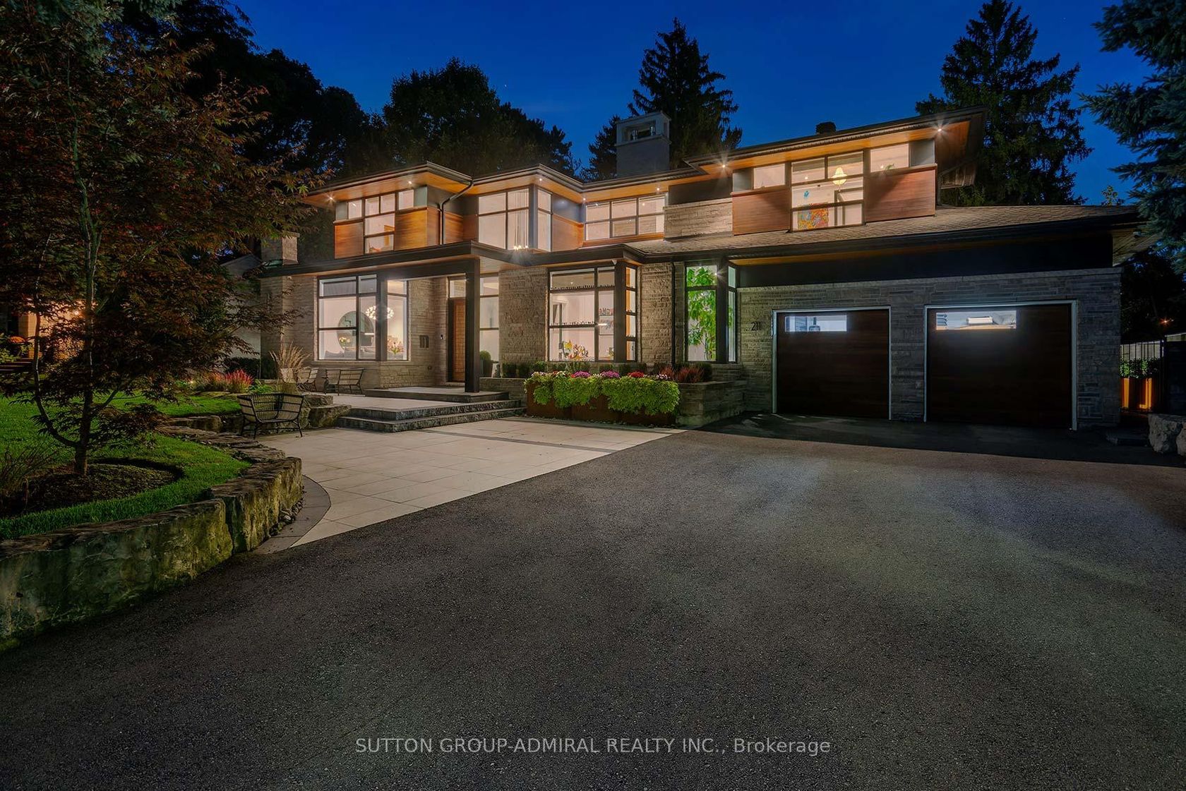211 Glenview Drive, Mineola, Mississauga 