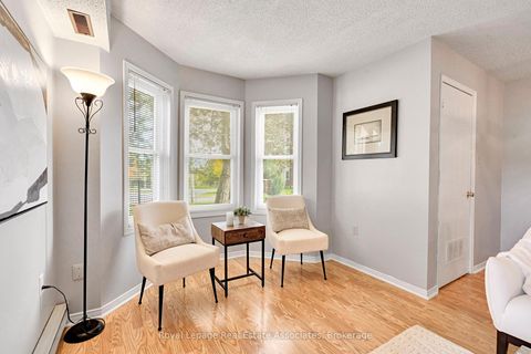 Photo 9 at 2 - 119 D'ambrosio Drive, Painswick North, Barrie Photo 9 at 2 - 119 D'ambrosio Drive, Painswick North, Barrie