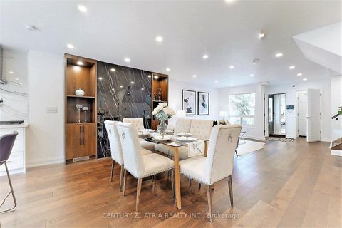 Photo 6 at 132 Kersey Crescent, North Richvale, Richmond Hill