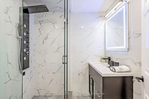 Photo 21 at 132 Kersey Crescent, North Richvale, Richmond Hill