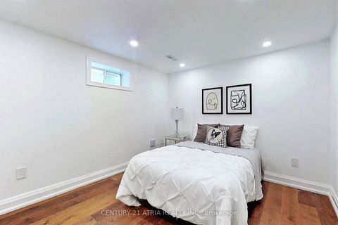 Photo 30 at 132 Kersey Crescent, North Richvale, Richmond Hill