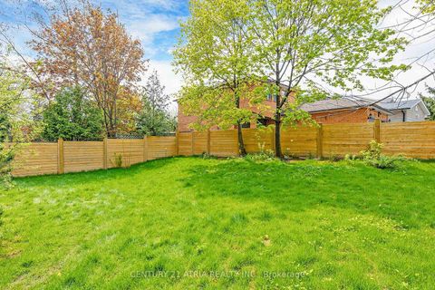 Photo 38 at 132 Kersey Crescent, North Richvale, Richmond Hill