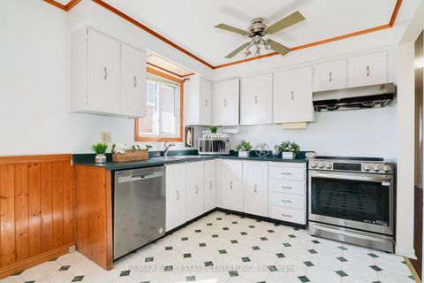 Photo 11 at 33 Millhouse Crescent, Rouge E11, Toronto