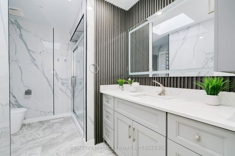 Photo 18 at 33 Millhouse Crescent, Rouge E11, Toronto
