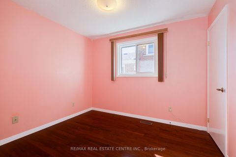 Photo 28 at 33 Millhouse Crescent, Rouge E11, Toronto