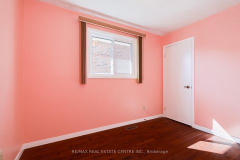 Photo 31 at 33 Millhouse Crescent, Rouge E11, Toronto