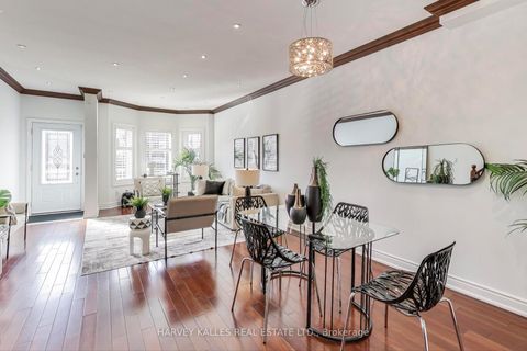 Photo 3 at 4 Corbett Avenue, Smythe, Toronto