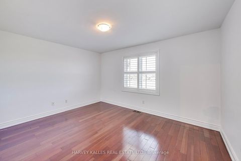Photo 10 at 4 Corbett Avenue, Smythe, Toronto