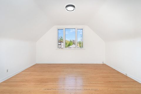 Photo 16 at 28 Lynvalley Crescent, Maryvale, Toronto