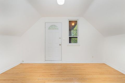 Photo 20 at 28 Lynvalley Crescent, Maryvale, Toronto