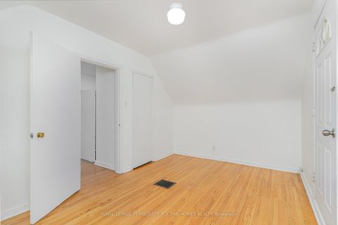 Photo 21 at 28 Lynvalley Crescent, Maryvale, Toronto