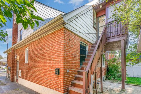 Photo 24 at 28 Lynvalley Crescent, Maryvale, Toronto